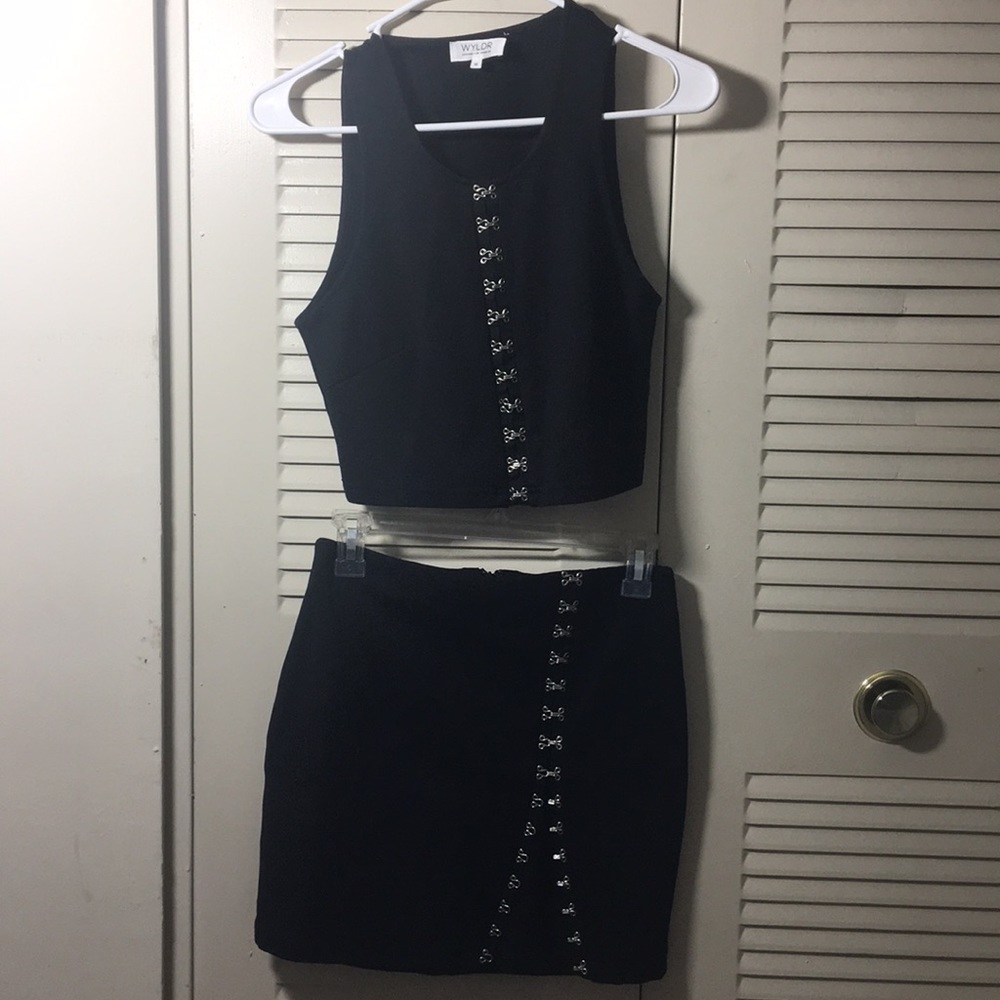 Skirt set + extra top